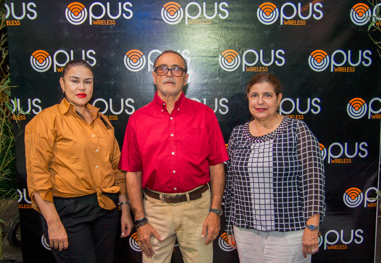 Inauguran en Santiago Opus Wireless | Prensa Latina (RD)